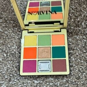 ABH "Norvina Mini Pro Pigment, Vol. 2" eyeshadow palette